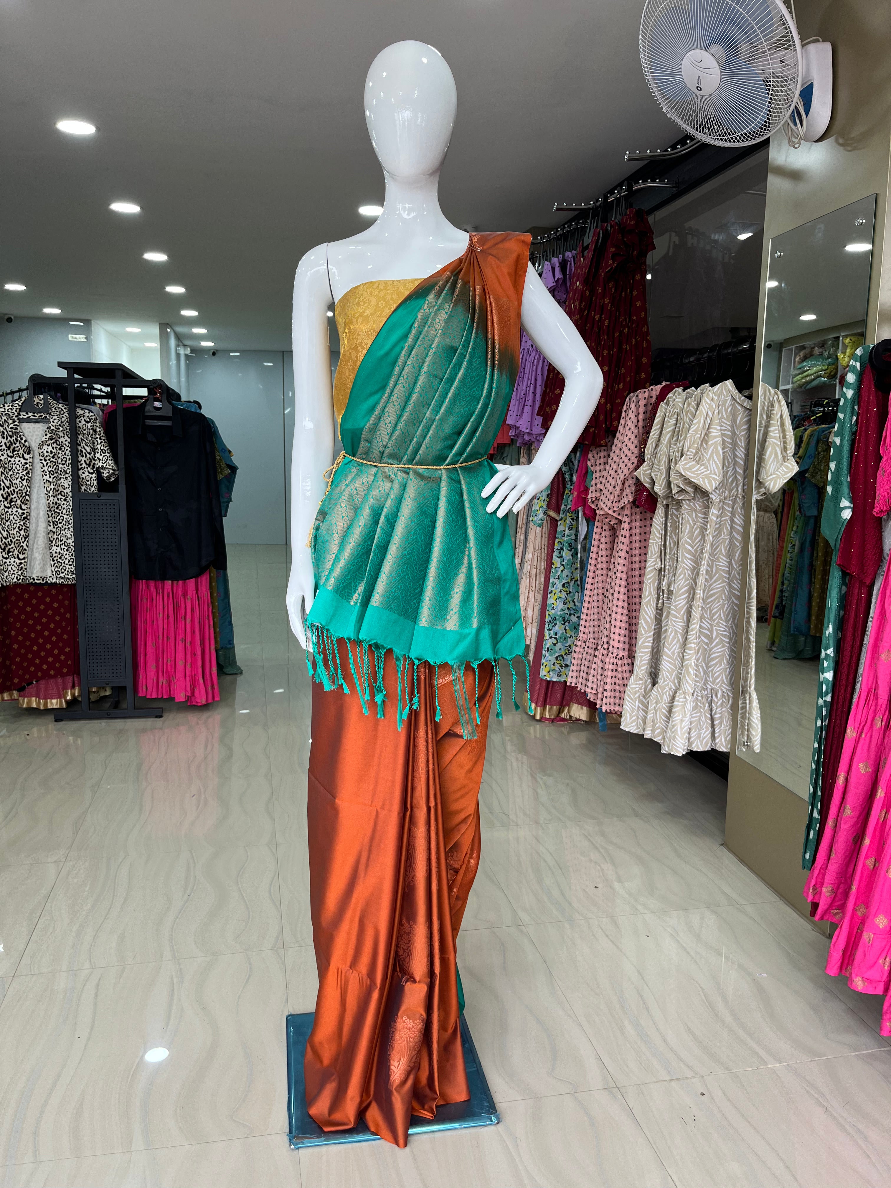 Red Ochre with Green Color Cotton Soft Silk Saree with Zari Weaving Work-ItsBen LifeStyle