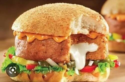 Paneer Cheese Burst Veg Burger-ItsBen LifeStyle