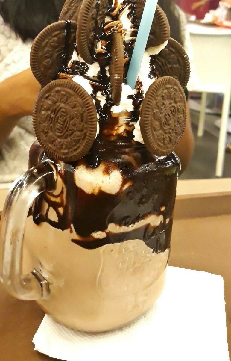 Oreo Monster Shake-ItsBen LifeStyle