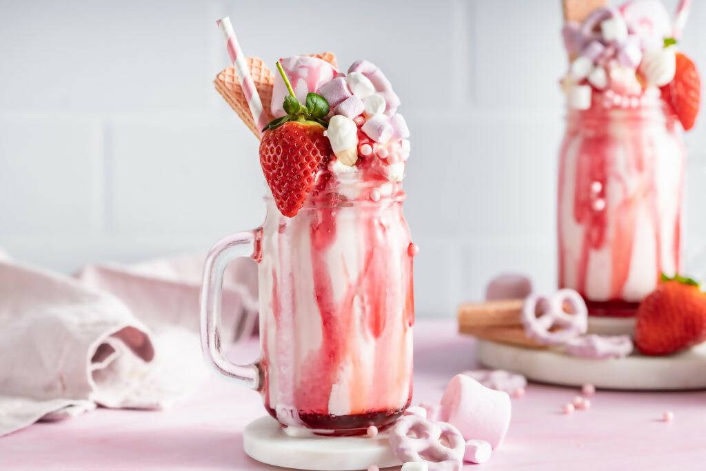 Strawberry Freak Shake-ItsBen LifeStyle