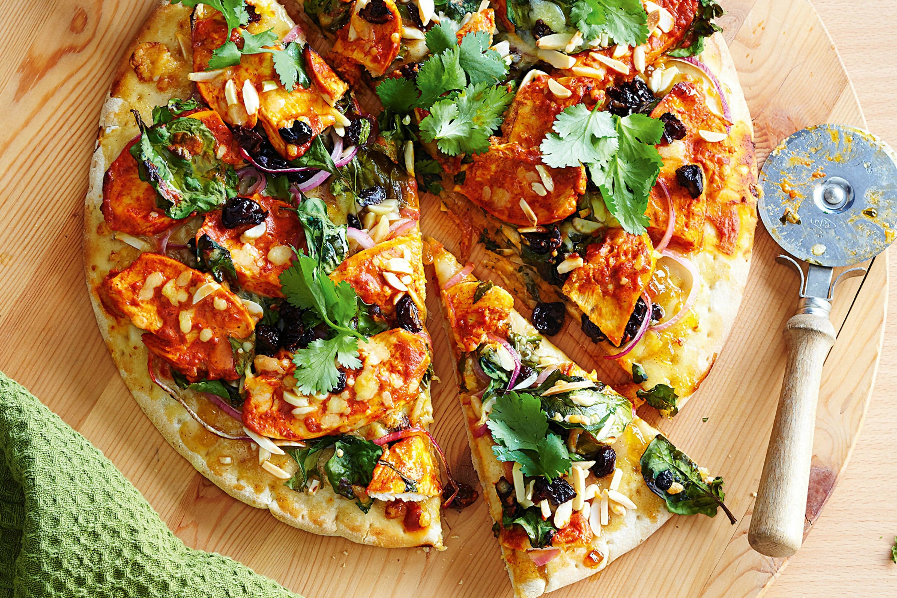 Tandoori Chicken Pizza (L)-ItsBen LifeStyle