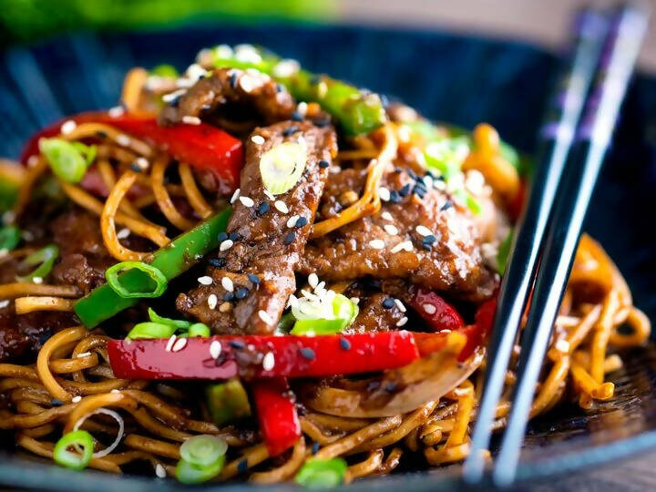 Schezwan Beef Noodles-ItsBen LifeStyle